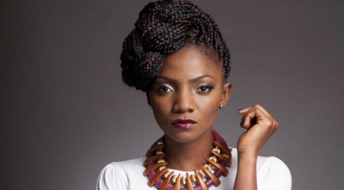 With an apology, Simi finally sees the light on homophobia